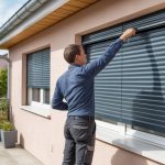 Comment bien choisir un installateur de volets roulants : critères, devis et garanties